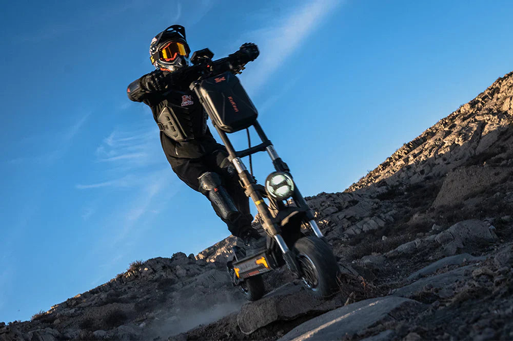 Monopattino elettrico KuKirin G4 Max: conquista i sentieri di montagna con potenza